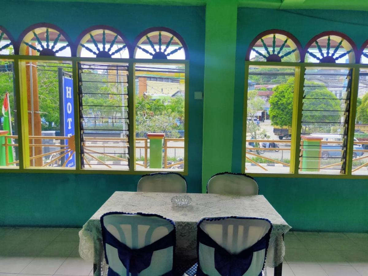 Oyo 90041 Hotel Sinar Lumayan Syariah Баликпапан Экстерьер фото